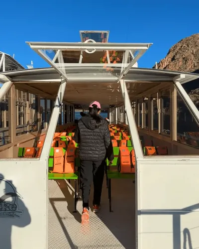 Paseo en Catamarán Los Reyunos San Rafael Mendoza