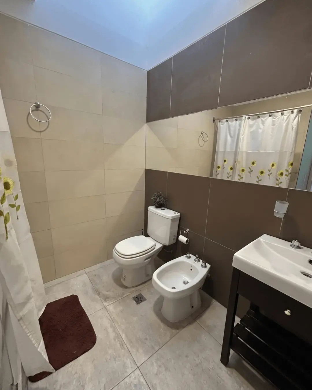 Alojamiento con baño completo para turismo en Mendoza